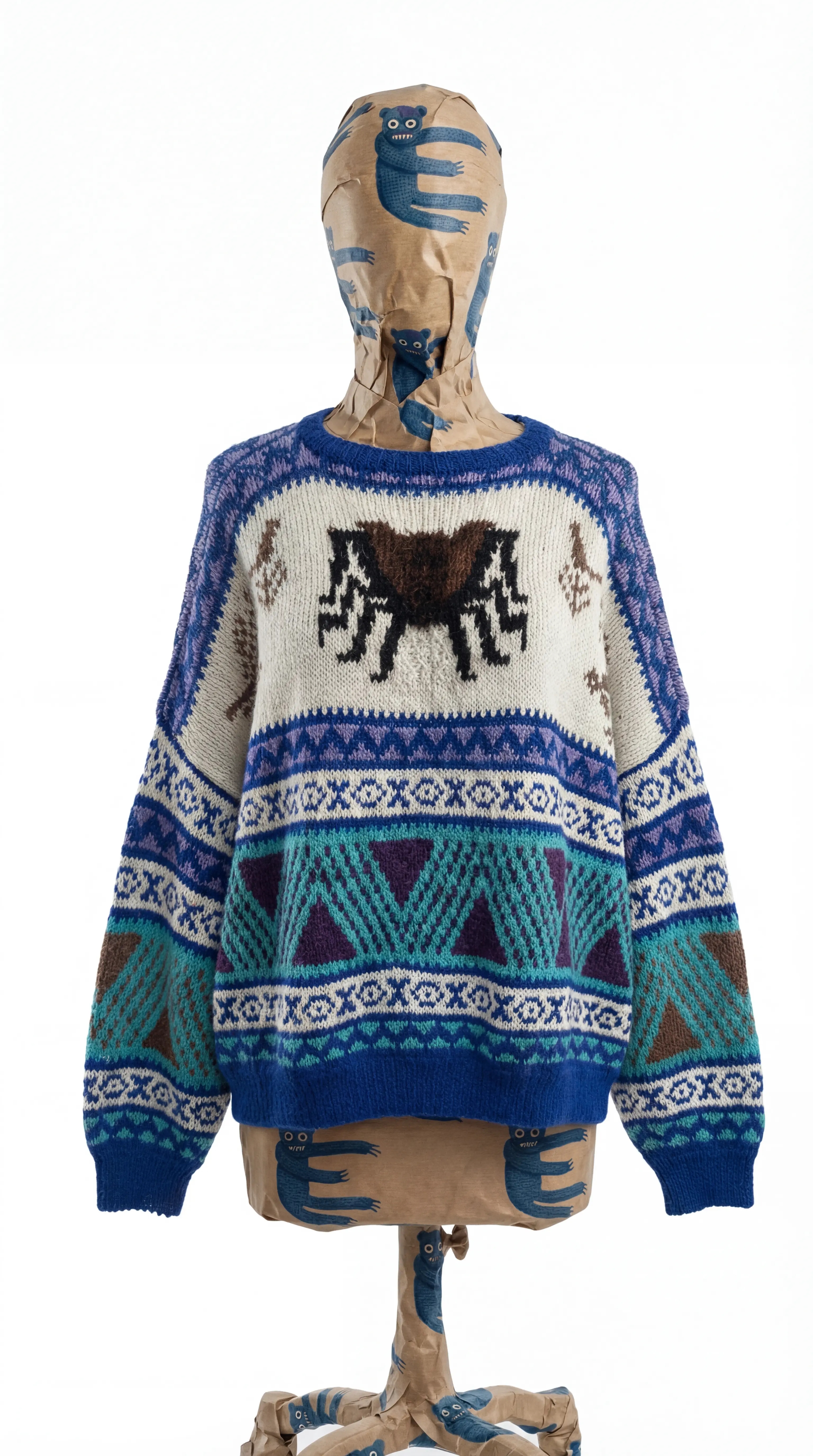 Дизайнерский арт-свитер Vereja с мотивом Чихпаука, выполненный в скандинавском жаккардовом узоре. Вязаный арт-свитер, связанный с мифологией и образной системой бренда, сочетает декоративный зооморфный орнамент и функциональность повседневной одежды.
Мужской арт-свитер и женский свитер унисекс-формата подходит для разных типов фигуры. Свитер не теряет форму благодаря плотной вязке и сбалансированному составу пряжи. Арт-свитер связан с узором, а не принтом: скандинавский жаккард формирует рисунок в самой структуре полотна.
Свитер «Чихпаук» — это дизайнерский вязаный свитер, арт-объект и носибельная вещь одновременно. Подходит тем, кто ищет необычный свитер, дизайнерский арт-свитер, мужской свитер с узором или женский свитер с характером.